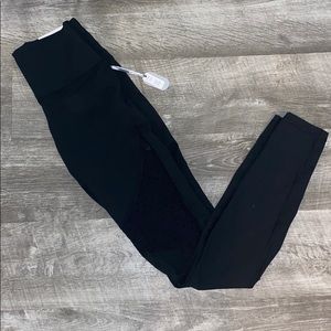 NWT Aerie Chill Play Move Leggings